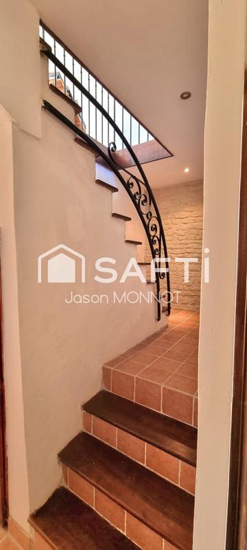 Maison - 350 m² - 11 pièces