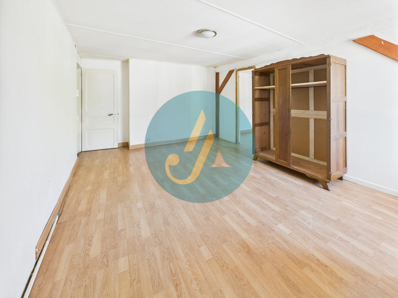 Maison - 131 m² - 6 pièces