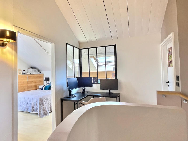 Villa - 200 m² - 7 pièces