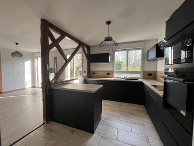 Maison - 158 m² - 6 pièces