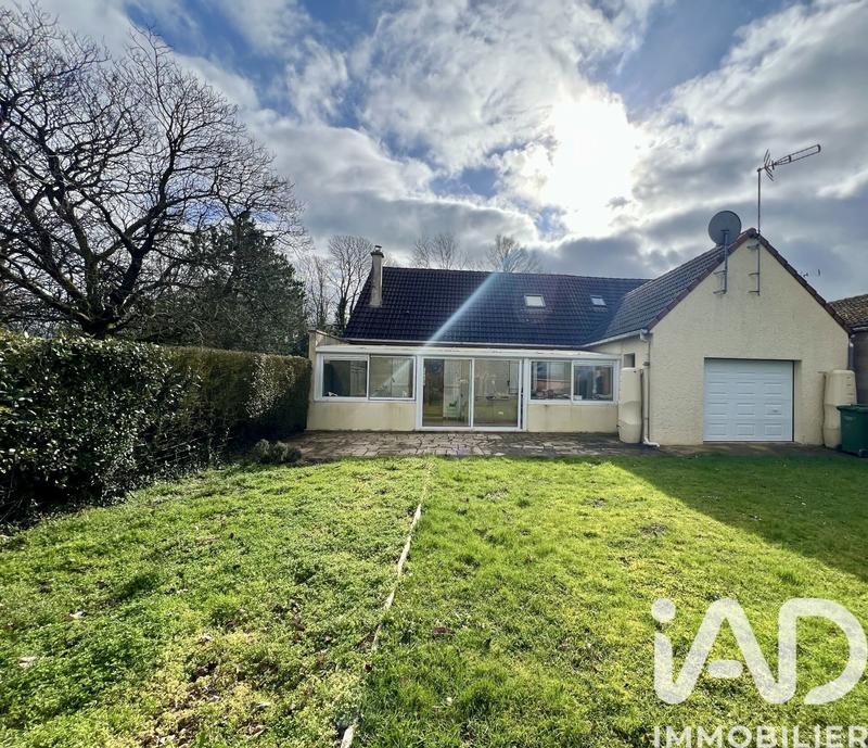 Maison - 95 m² - 6 pièces