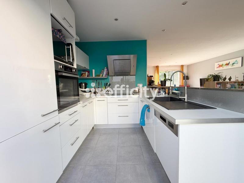 Maison - 100 m² - 5 pièces