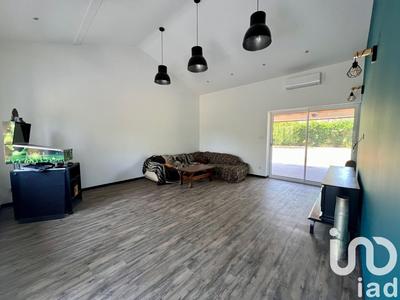 Maison - 180 m² - 8 pièces