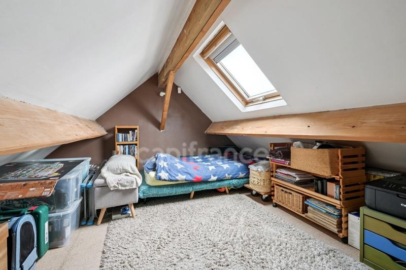 Maison - 98 m² - 5 pièces