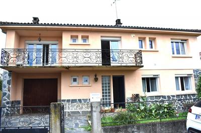 Maison - 120 m² - 9 pièces