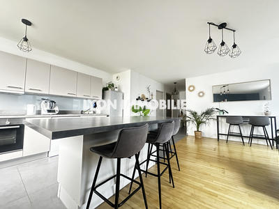 Appartement - 83 m² - 4 pièces