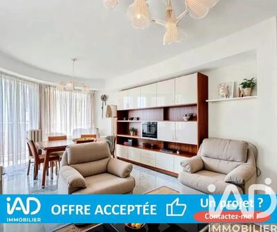 Appartement - 90 m² - 3 pièces