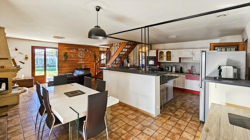 Maison - 103 m² - 4 pièces