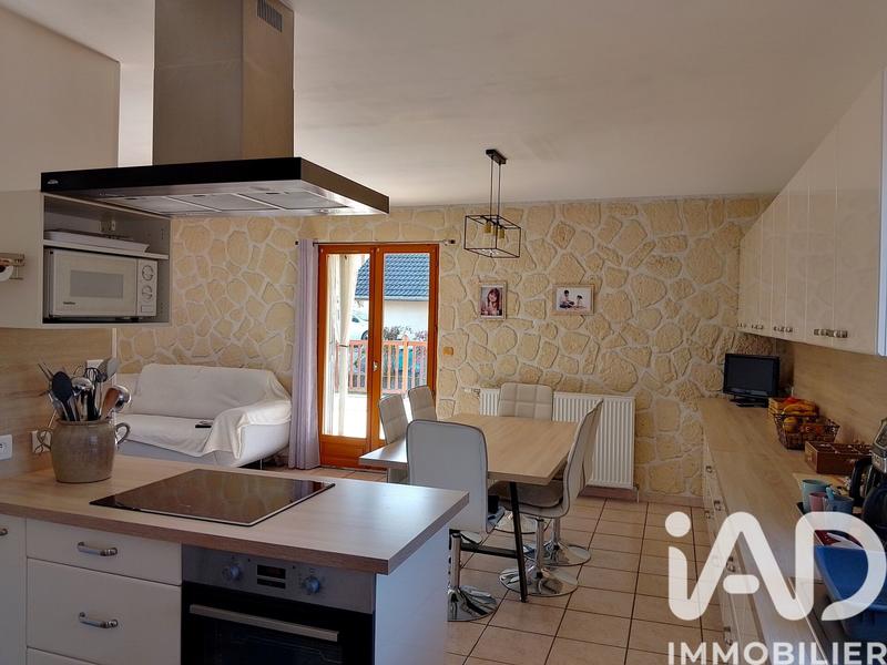 Maison - 88 m² - 4 pièces
