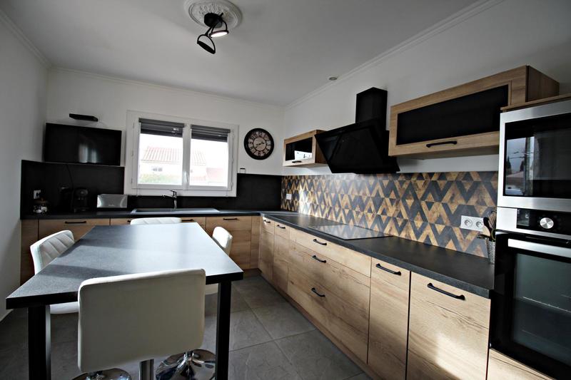 Maison - 96 m² - 4 pièces