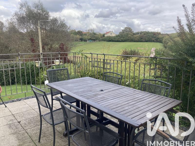 Maison - 80 m² - 5 pièces