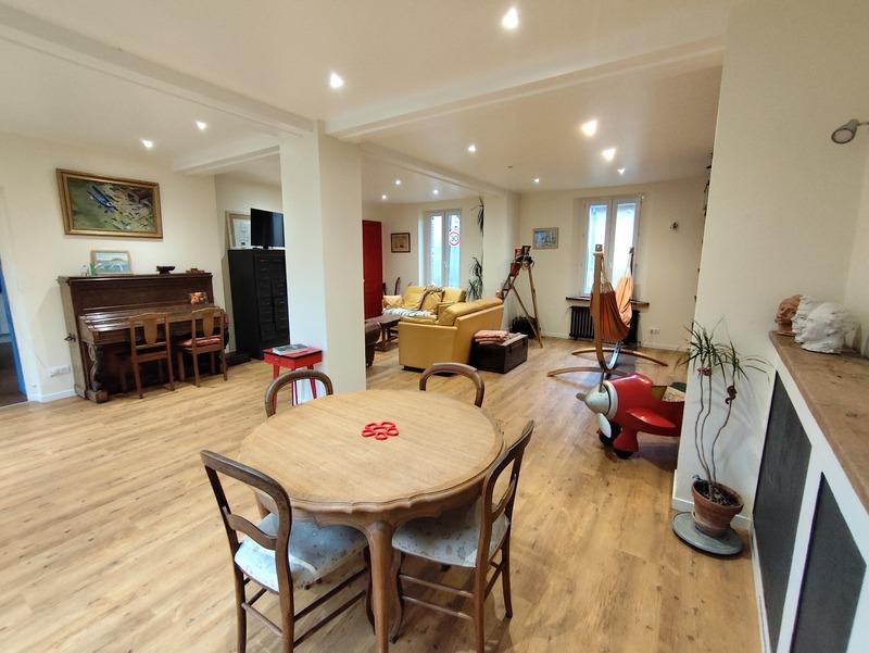 Maison - 150 m² - 6 pièces