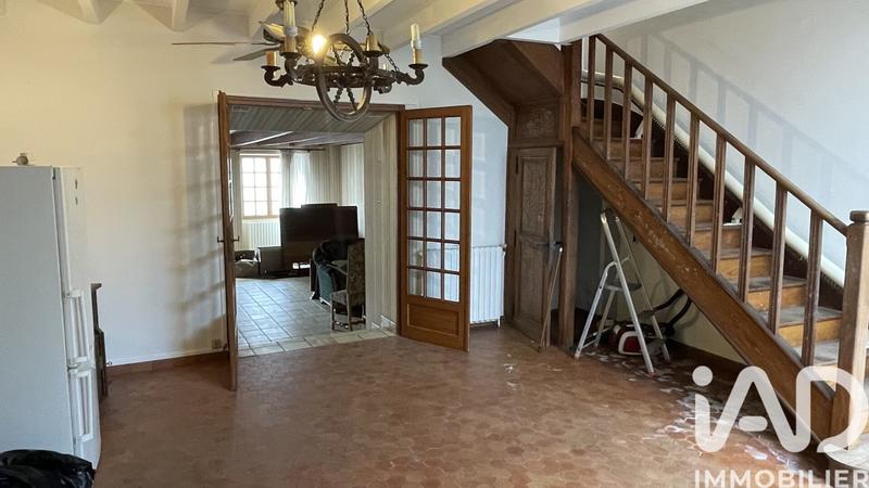 Maison - 230 m² - 11 pièces