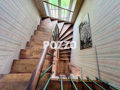 Maison - 170 m² - 10 pièces