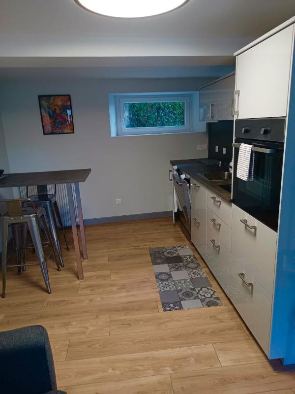 Maison - 220 m² - 8 pièces