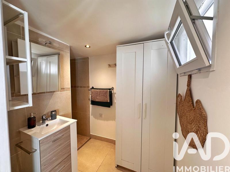 Maison - 252 m² - 5 pièces