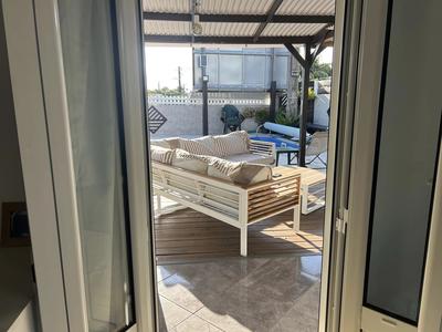 Maison - 163 m² - 8 pièces