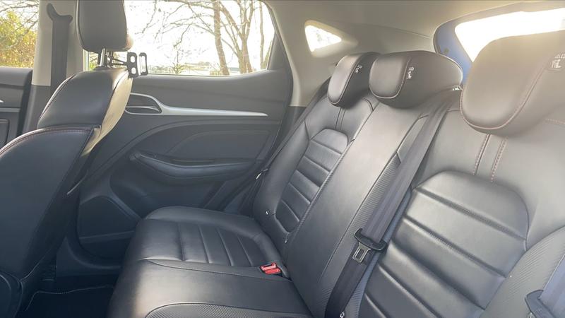 Mg Zs 1.5 VTi 106 Luxury