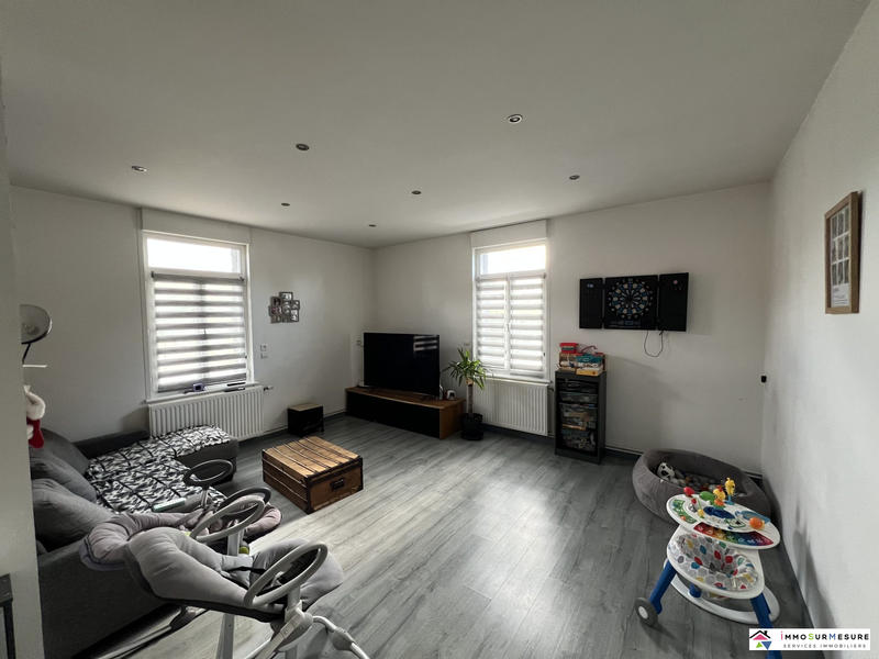 Maison - 111 m² - 5 pièces