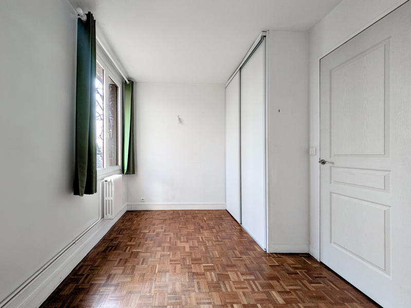 Appartement - 85 m² - 5 pièces