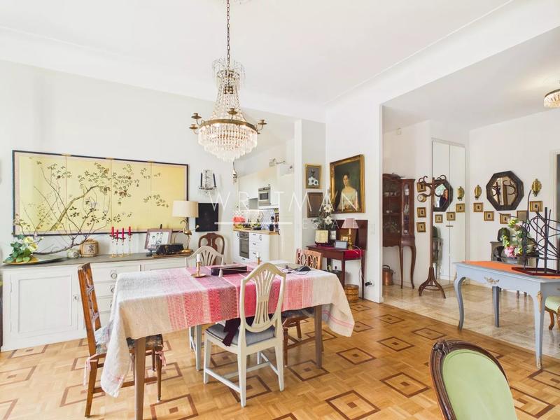 Appartement - 85 m² - 3 pièces