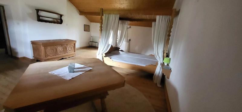 Maison de village - 210 m² - 5 pièces