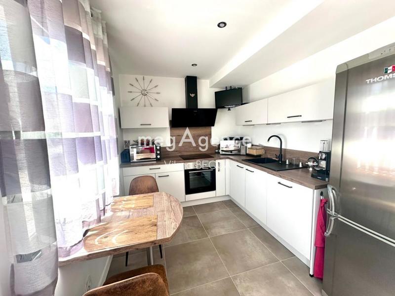 Maison - 100 m² - 4 pièces