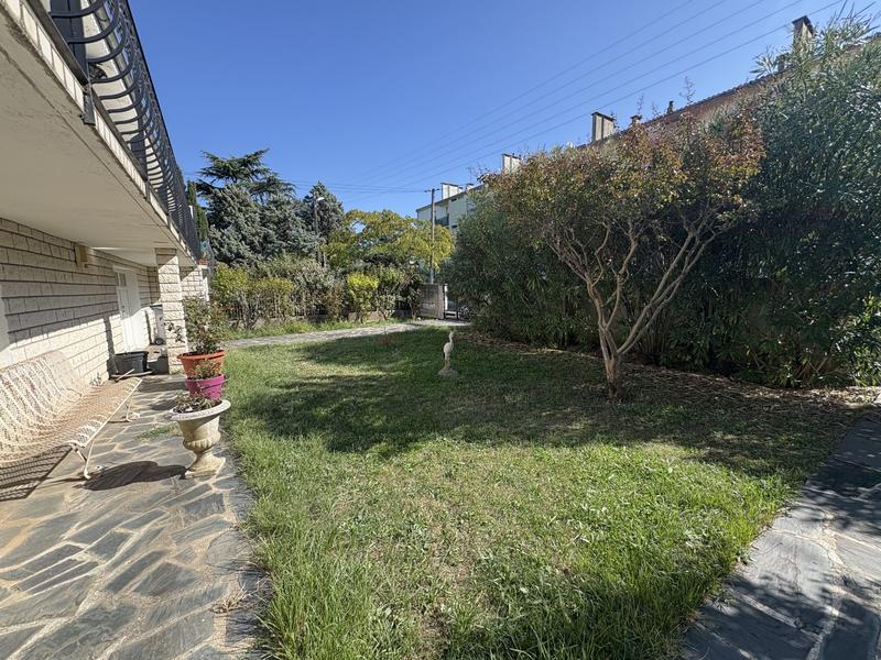 Villa - 80 m² - 4 pièces