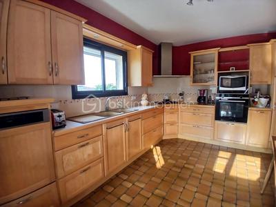 Maison traditionnelle - 127 m² - 6 pièces