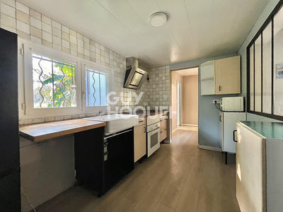 Maison - 96 m² - 4 pièces