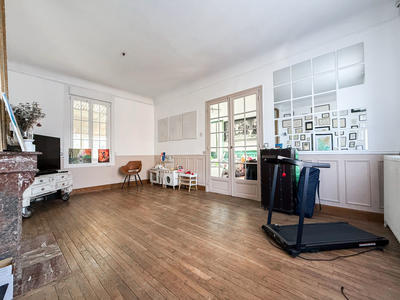 Maison - 166 m² - 6 pièces