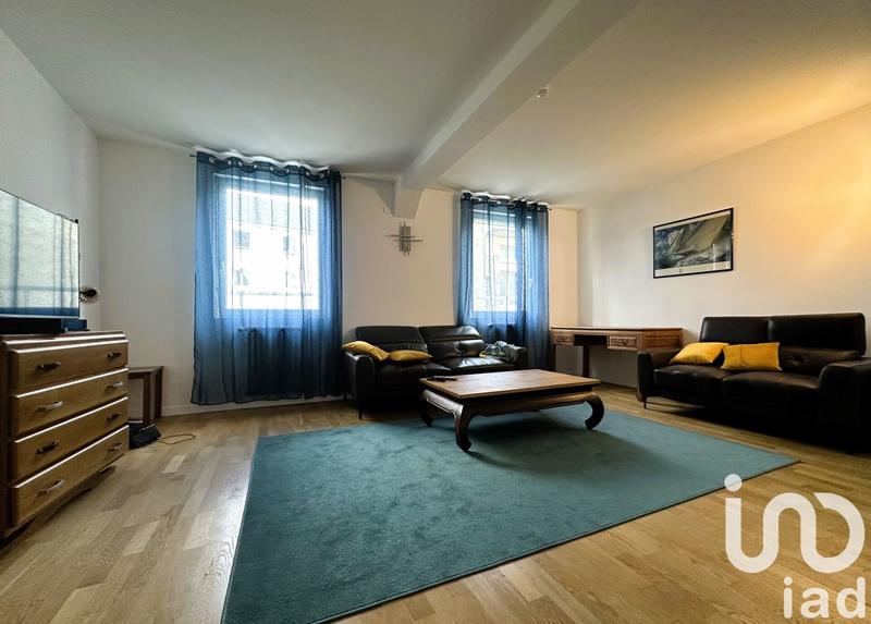 Appartement - 110 m² - 6 pièces