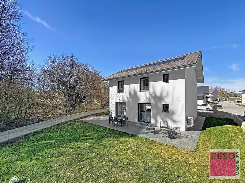 Maison - 120 m² - 5 pièces