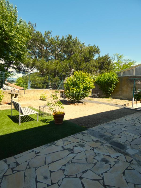 Maison de ville - 159 m² - 11 pièces