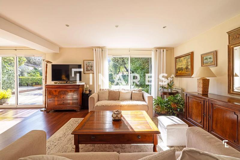 Maison - 142 m² - 4 pièces