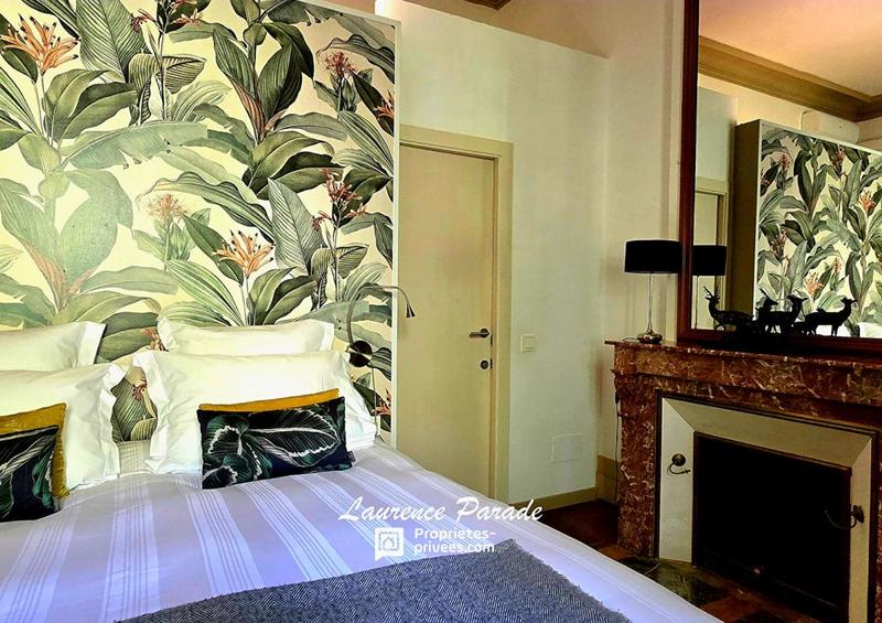 Maison - 625 m² - 20 pièces