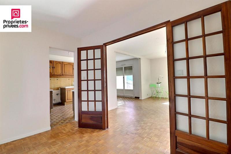 Appartement - 80 m² - 4 pièces