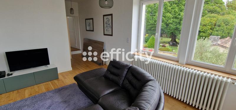 Maison - 267 m² - 7 pièces