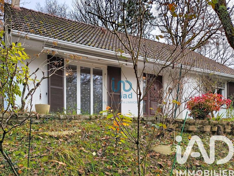 Maison - 90 m² - 5 pièces