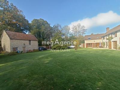 Longère - 261 m² - 8 pièces