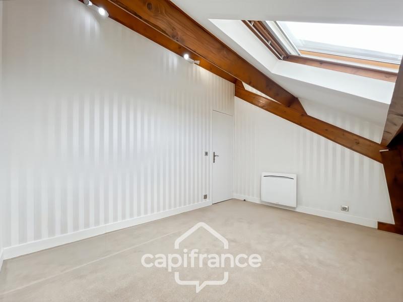 Maison - 200 m² - 6 pièces