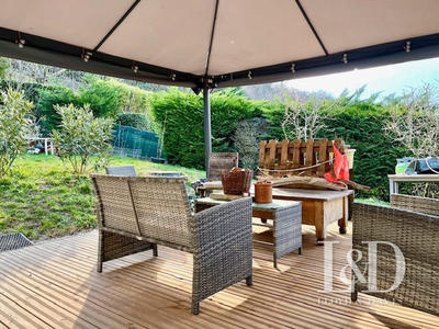 Maison - 192 m² - 6 pièces