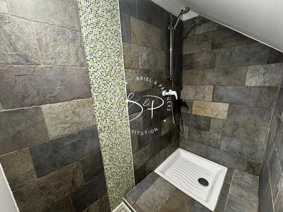 Local commercial - 54 m² - 3 pièces