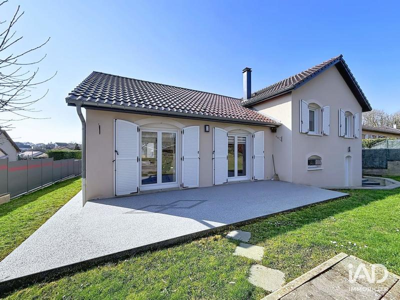 Maison - 132 m² - 6 pièces