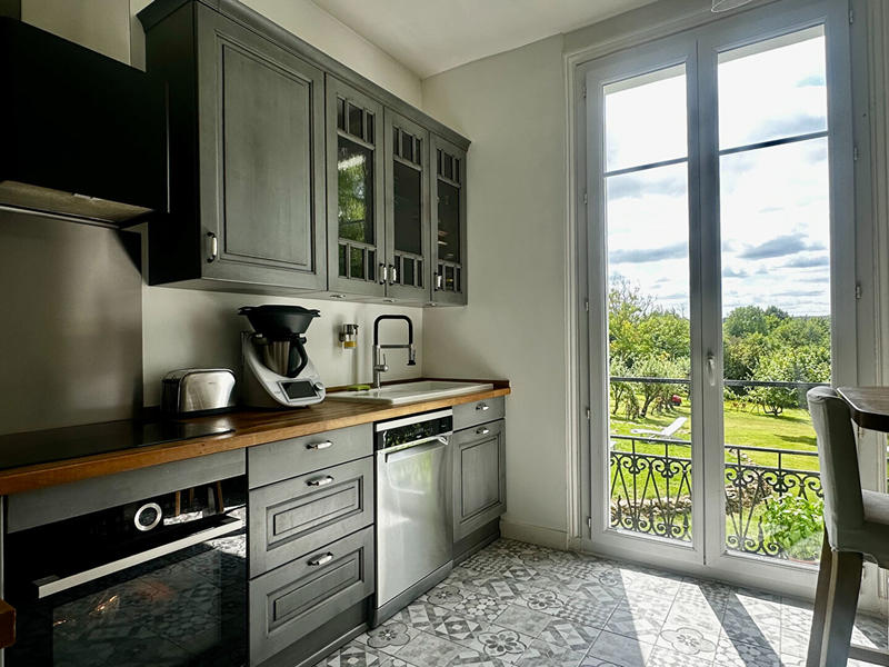 Maison - 200 m² - 9 pièces