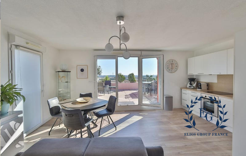 Appartement - 79 m² - 4 pièces