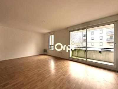 Appartement - 98 m² - 5 pièces