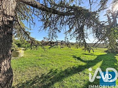 Maison - 233 m² - 9 pièces