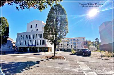 Bureau - 265 m² - 1 pièce