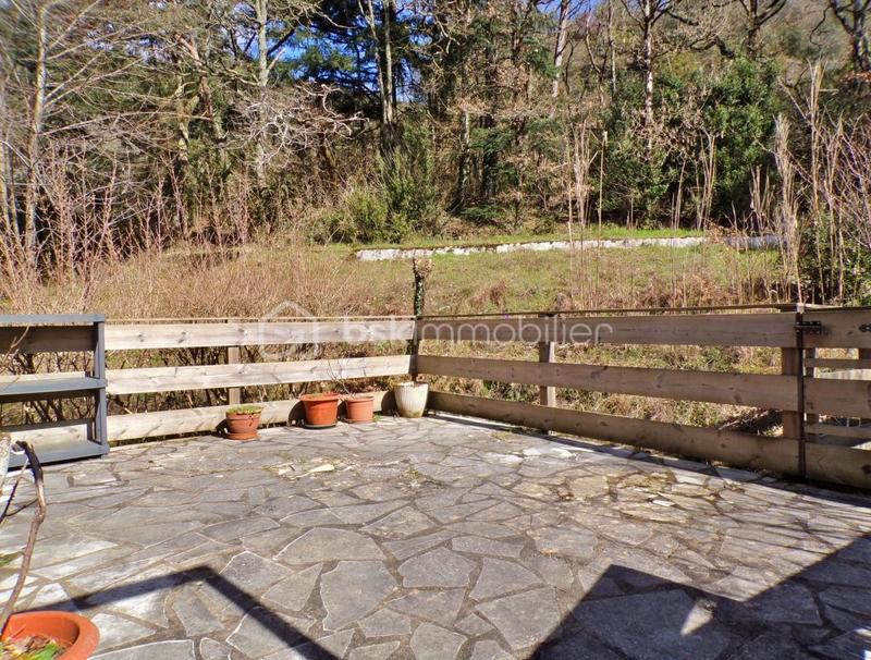 Maison de village - 87 m² - 4 pièces